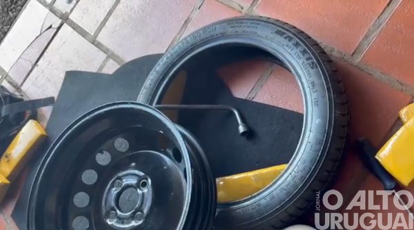 Seberi: PRF apreende maconha escondida em estepe