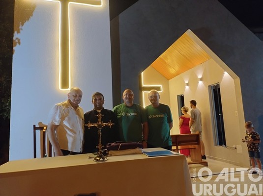 Inaugurado oratório de Nossa Senhora da Salete em FW