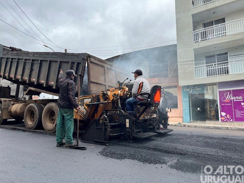 Pavimenta Ação contempla 20 trechos urbanos e rurais em FW