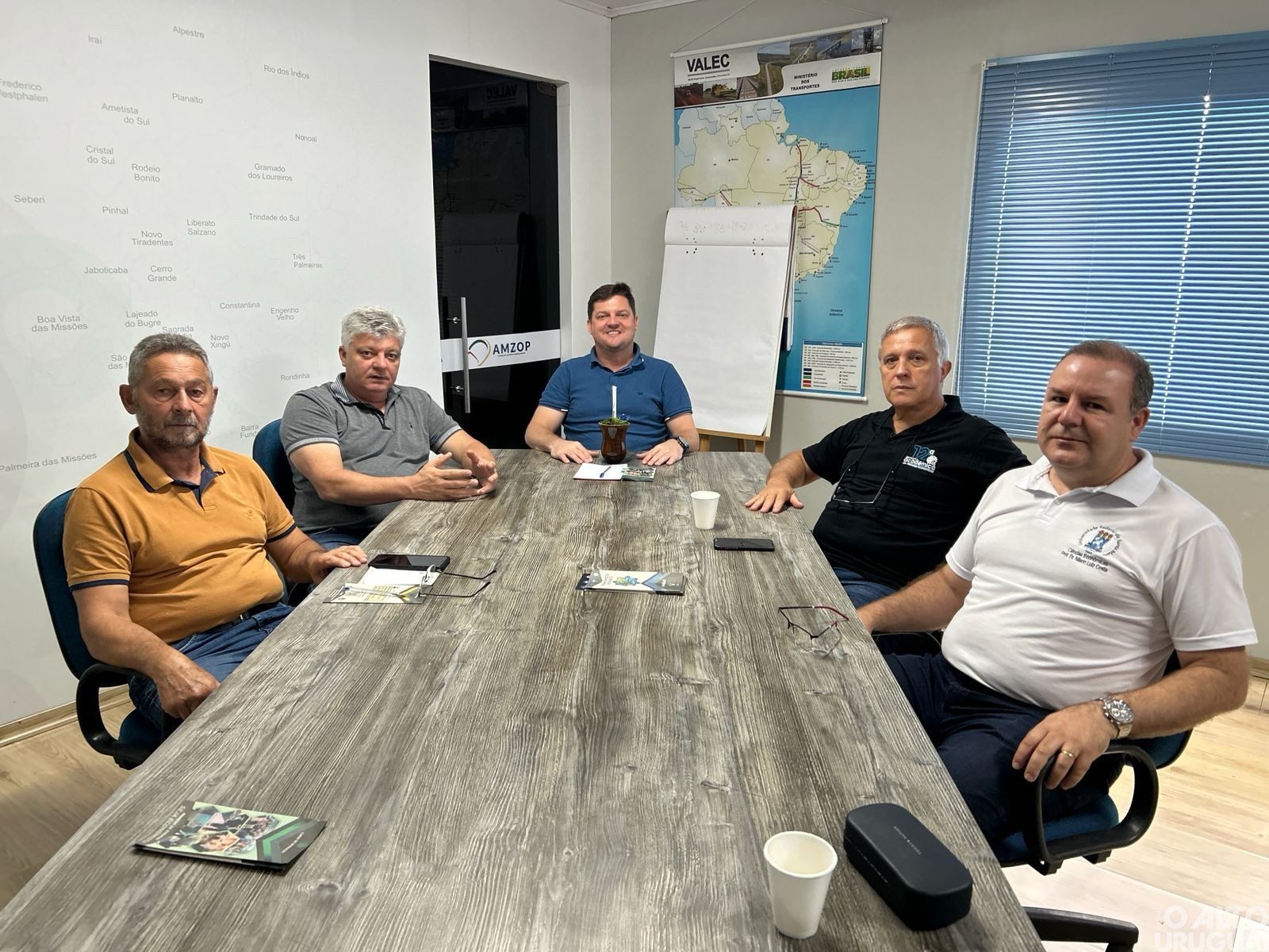 Amzop realiza reunião com representantes da UFSM para estudo de potencialidades da região