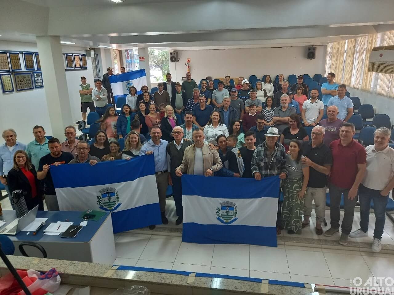 Elisandro da Silva é pré-candidato ao Executivo de Palmitinho ao lado de Marco Garcia