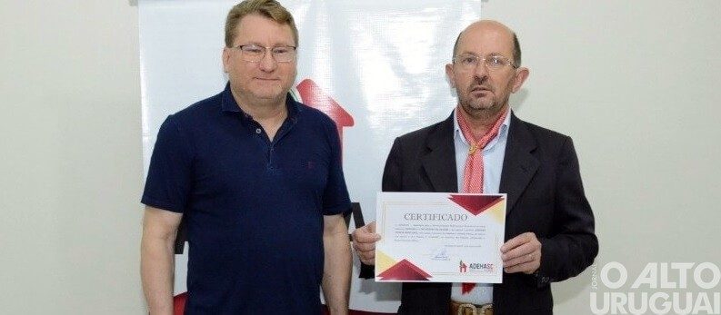 Iraí: moradores do Núcleo Bela Vista recebem título de propriedade
