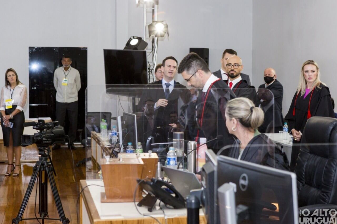 Entenda o que levou ao cancelamento do júri de Alexandra Dougokenski
