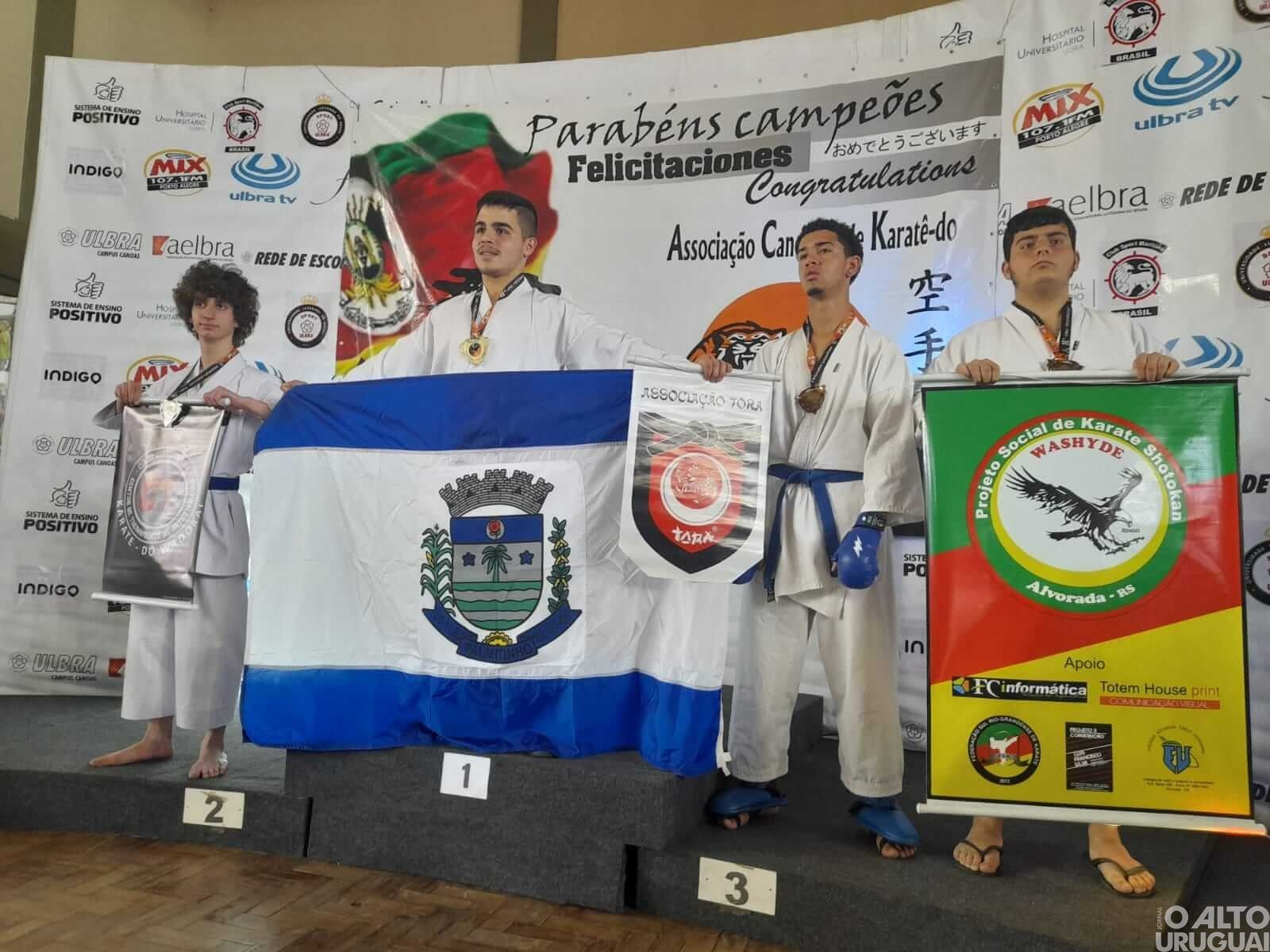 Atleta de Palmitinho vai disputar Campeonato Brasileiro de Karatê