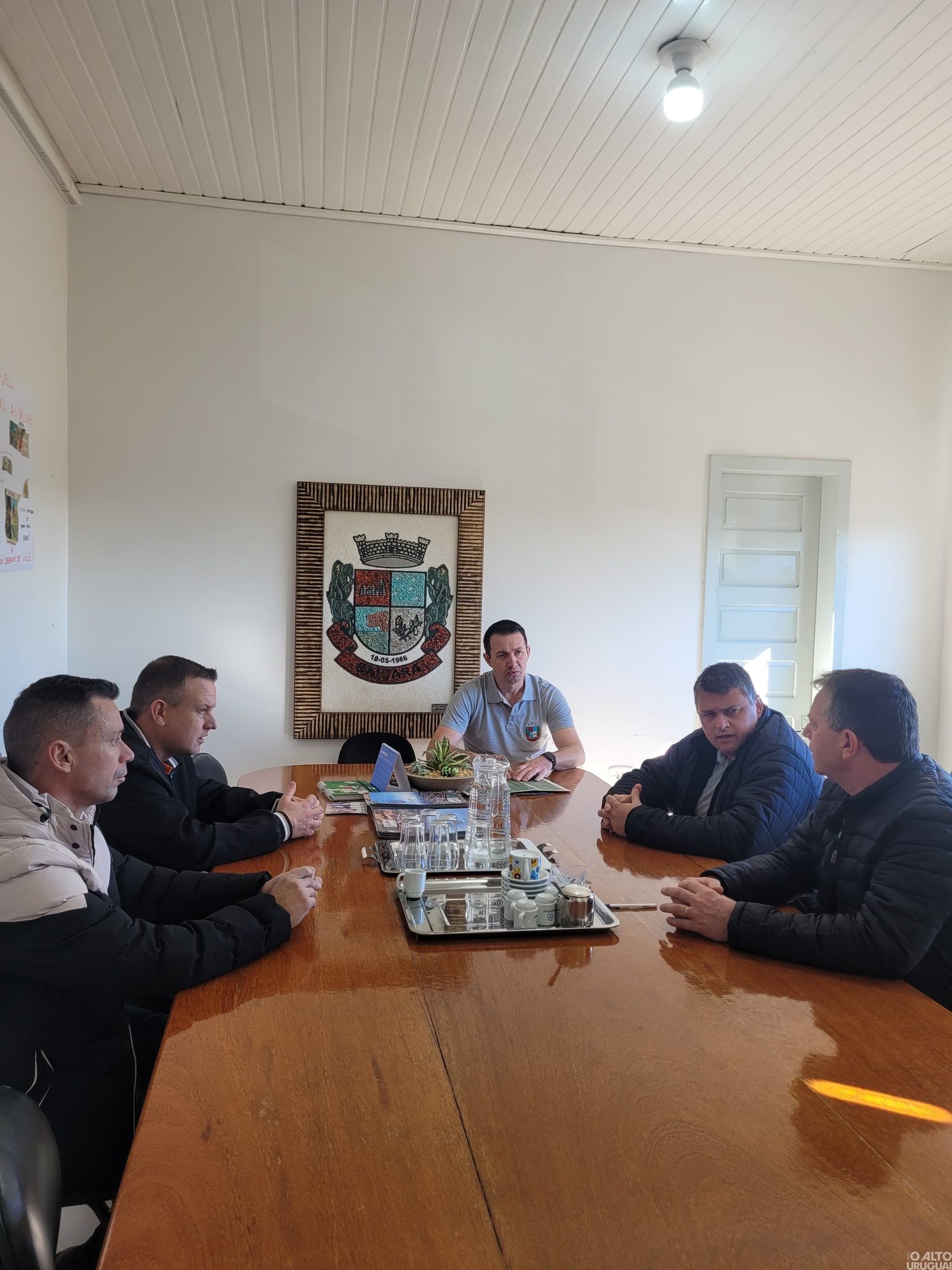 Reunião com a Defesa Civil discute impactos e medidas após eventos climáticos