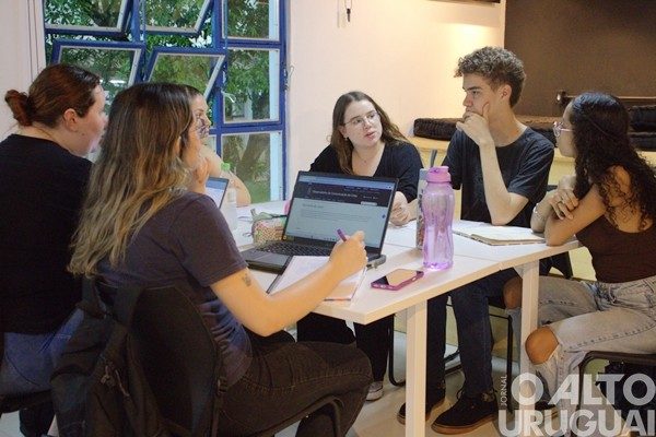 Curso de Relações Públicas da UFSM presta assessoria de comunicação para ONGs de FW