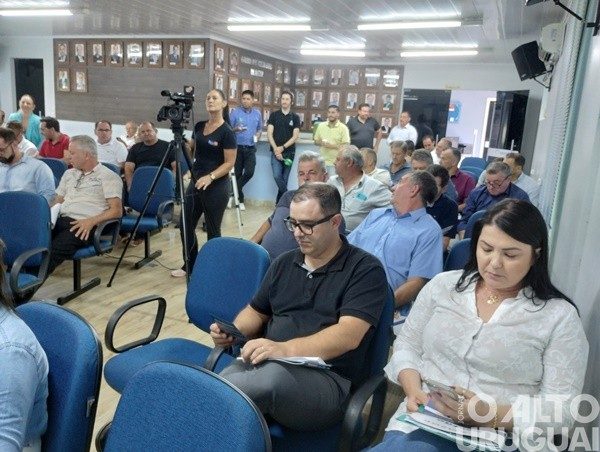 Amzop perderá municípios em 2024