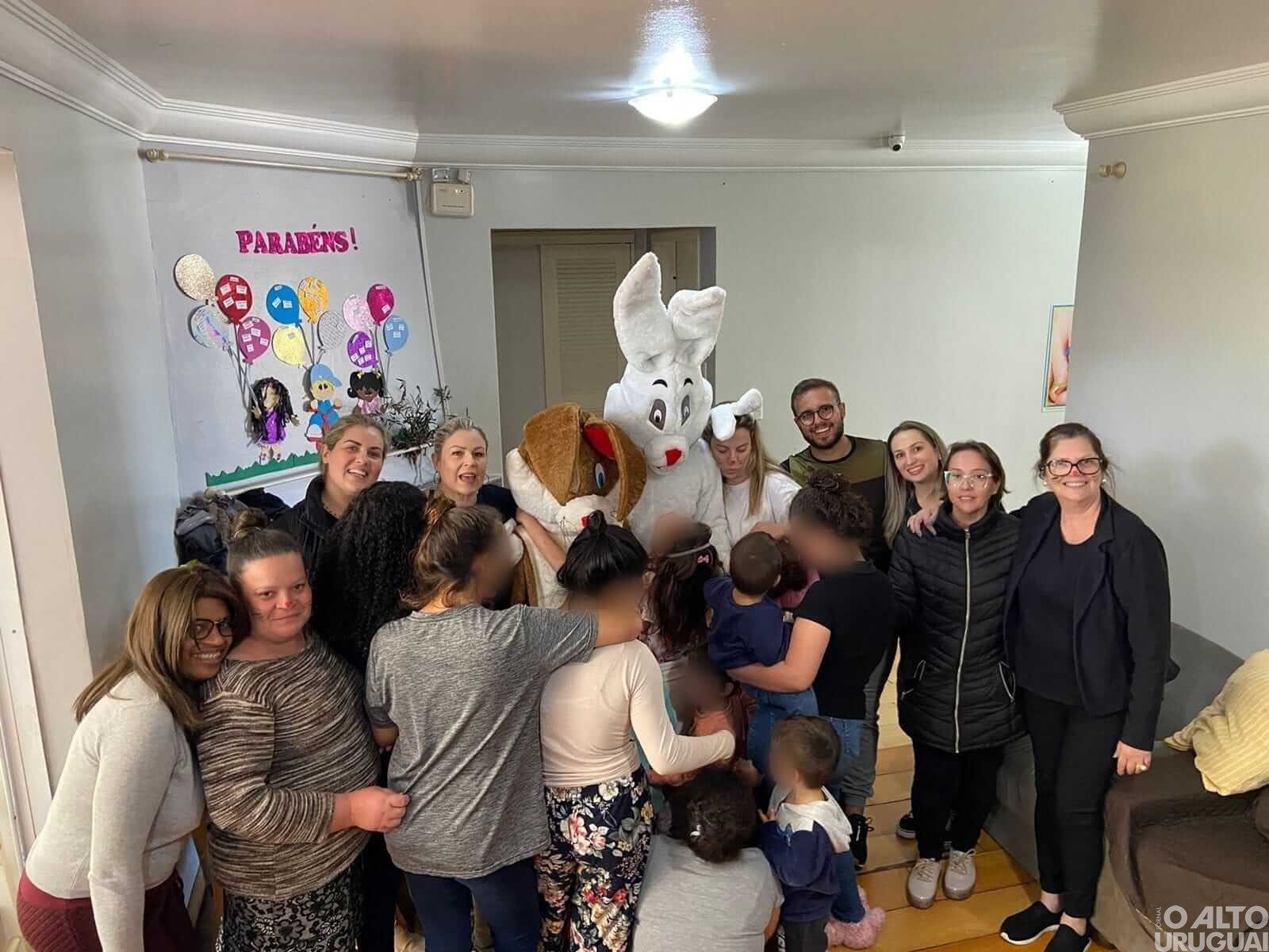 Projeto Allegria entrega doces no Lar São Francisco e Lar dos Idosos de FW