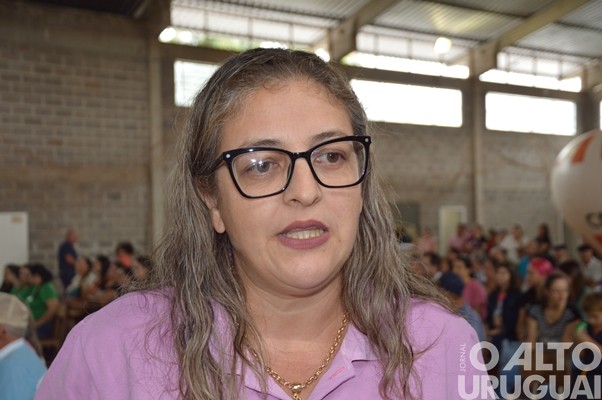 Centenas de mulheres participam de encontro em Jaboticaba