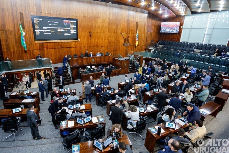 Assembleia gaúcha aprova reajuste de 8% no piso regional