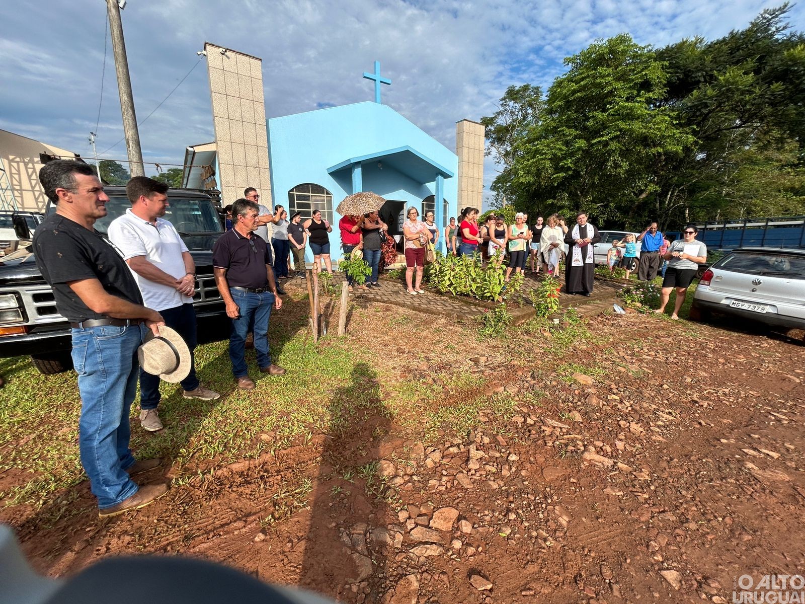 Cerca de 80 carroças participam da Carreata da Amizade na linha Conceição