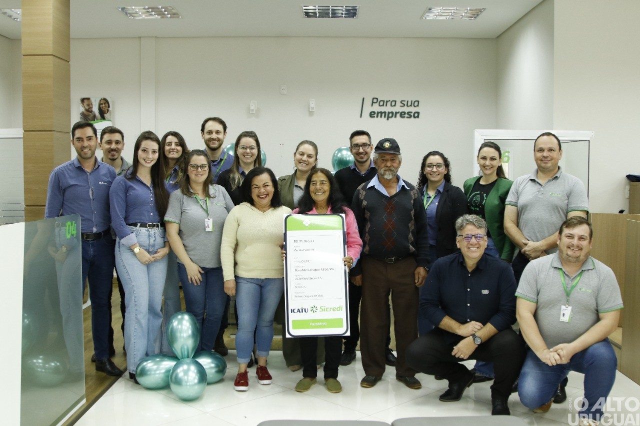 Associada da Sicredi de Erval Seco é contemplada em sorteio do seguro de vida