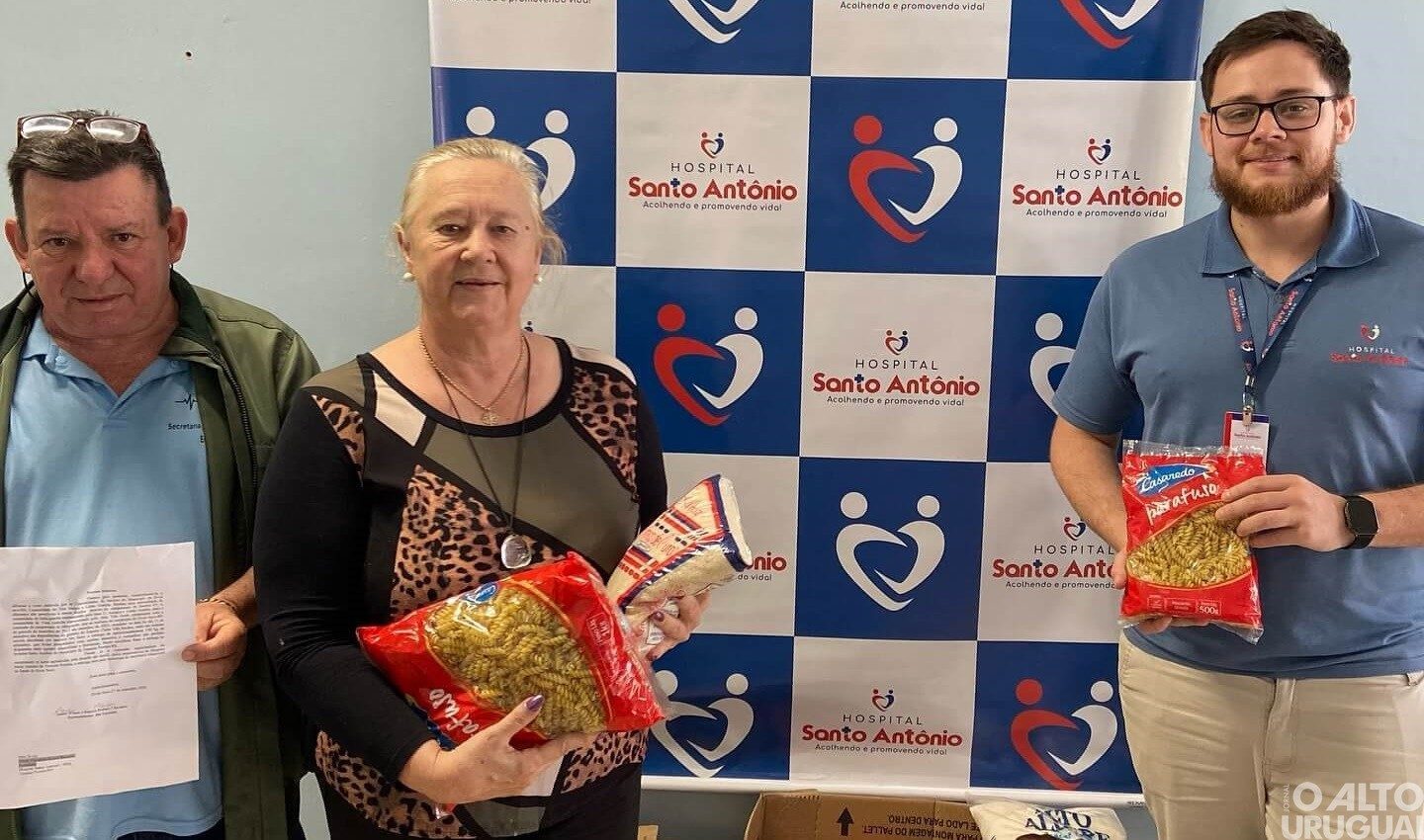 Hospital Santo Antônio recebe doação de alimentos de comunidades de Erval Seco