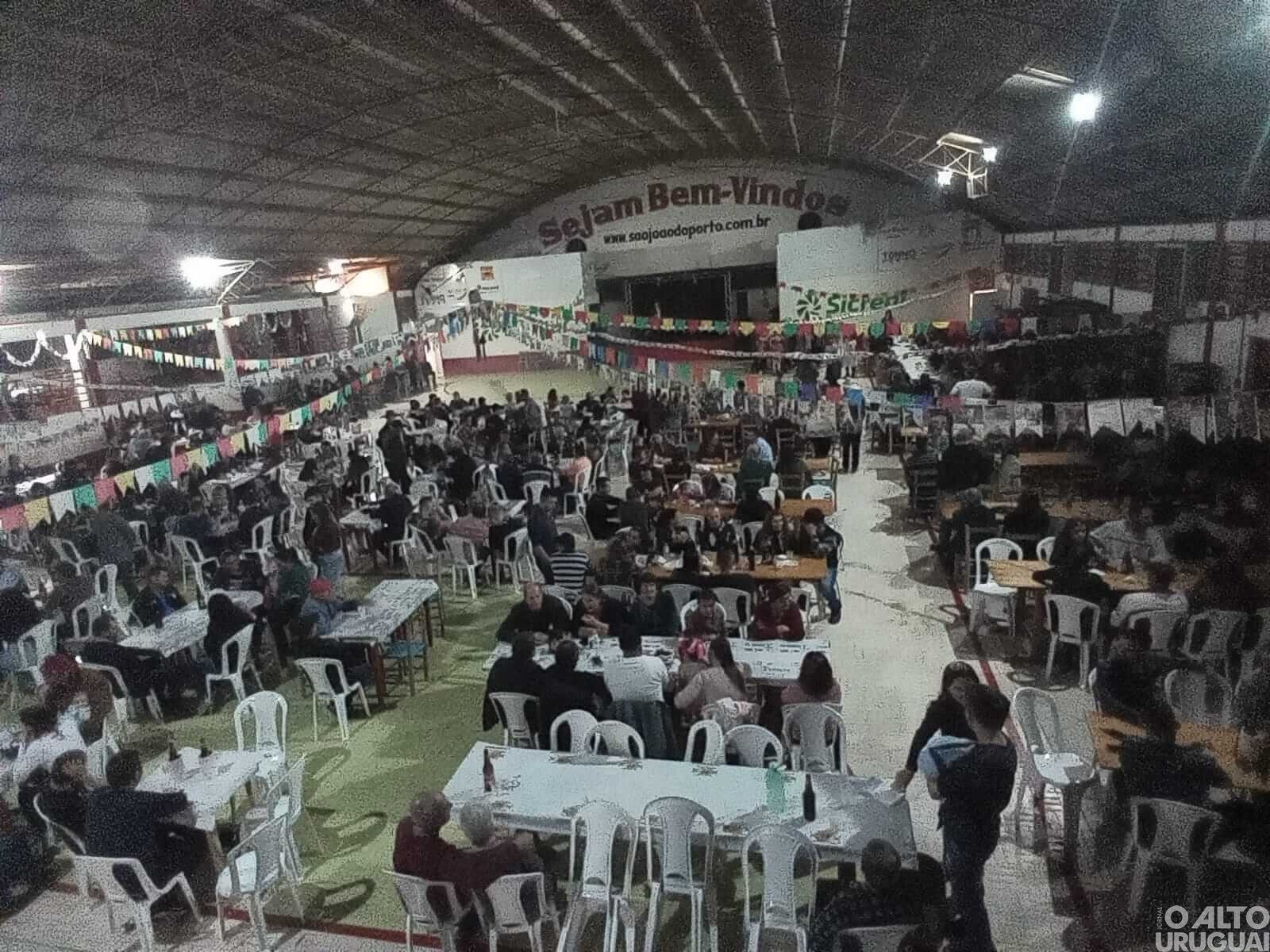 Grande público participa da Noitada do São João do Porto