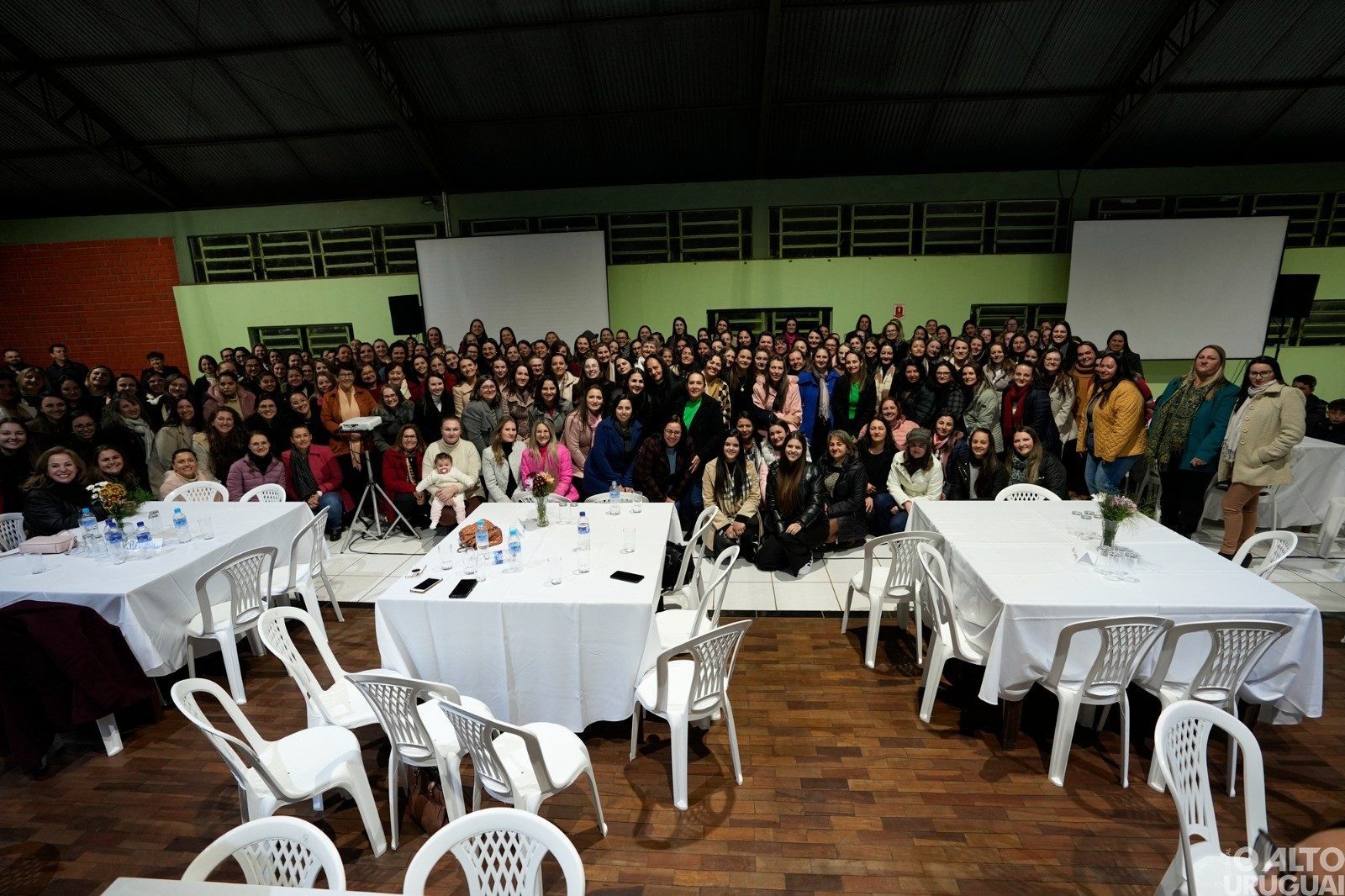 Conexão Mulher reúne mais de 500 participantes em nova turma
