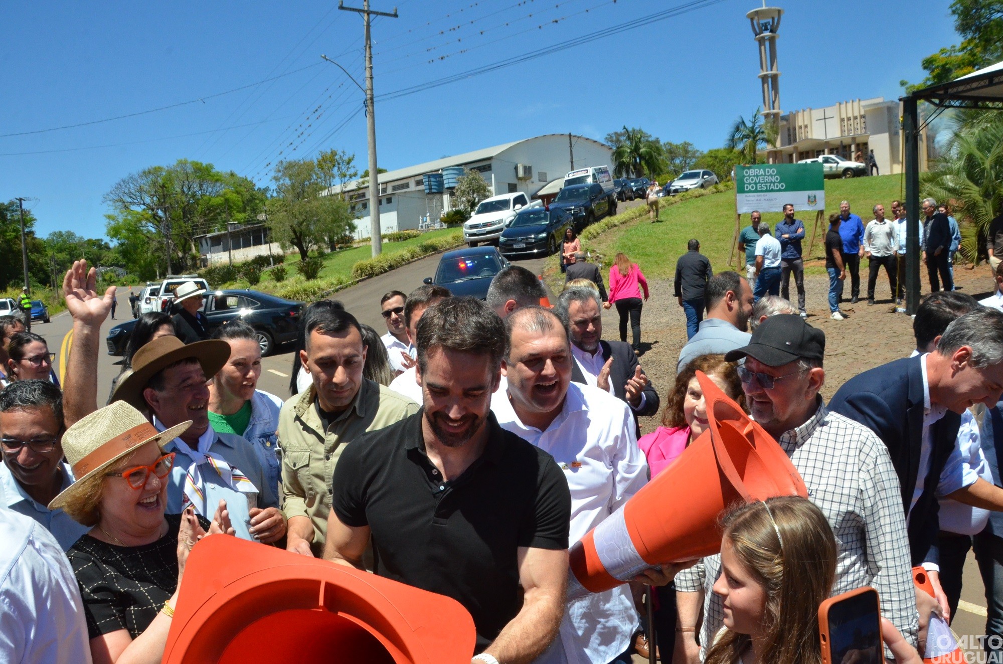 Governador Eduardo Leite inaugura três rodovias na região