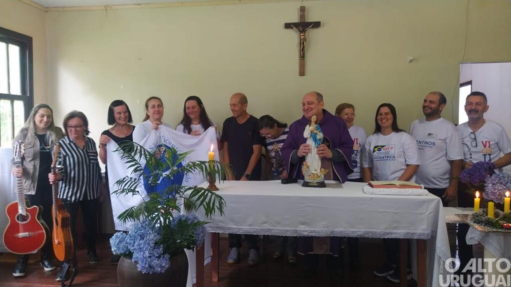 Missa campal do Dia de Nossa Senhora da Imaculada Conceição é realizada