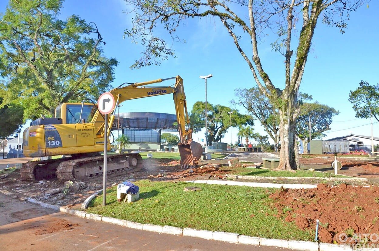 Caiçara: praça Graulino Vernier começa a ser revitalizada