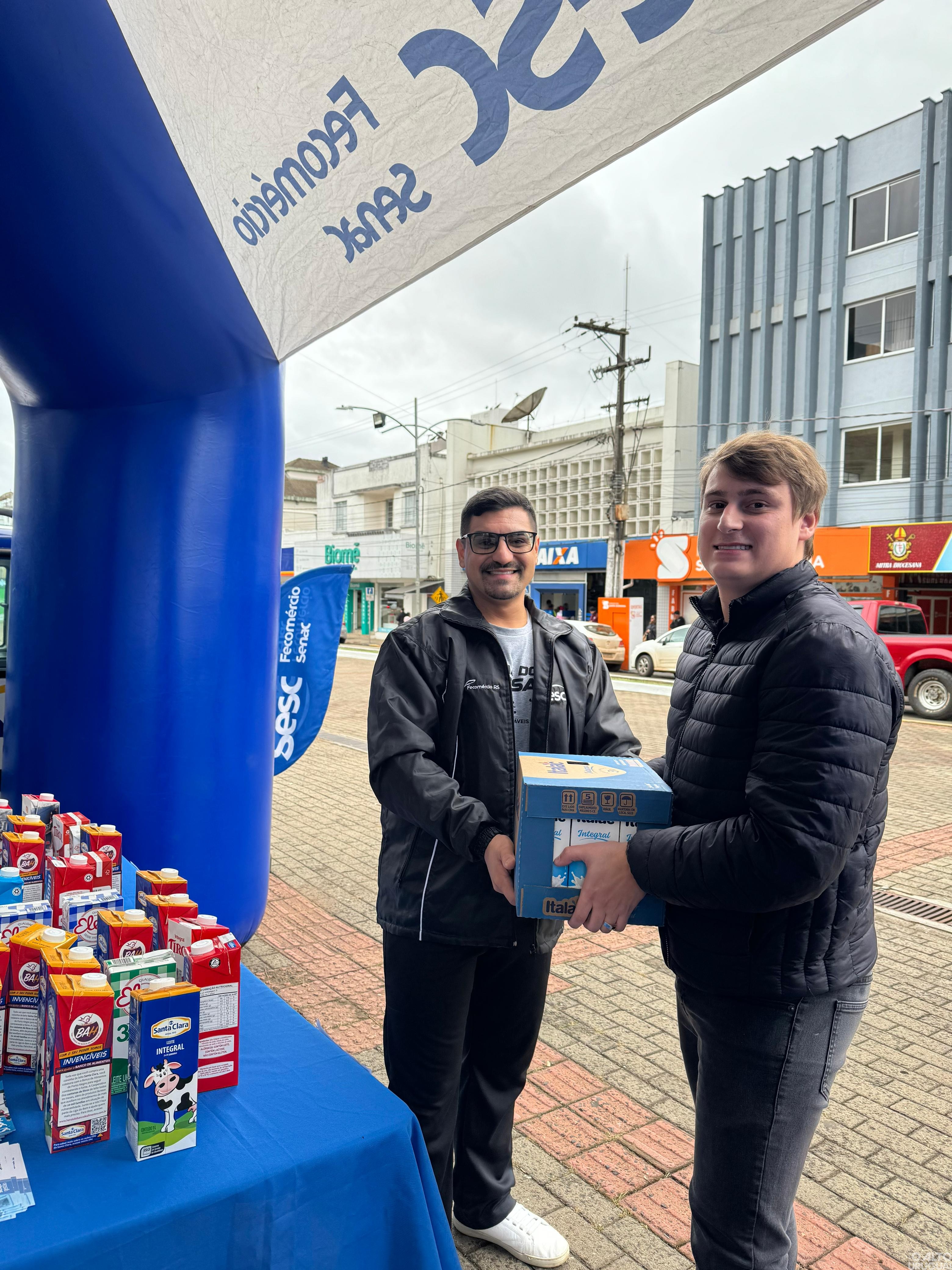 Sesc arrecada 12 toneladas de alimentos e mais de 20 mil litros de leite no Estado durante o Dia do Desafio