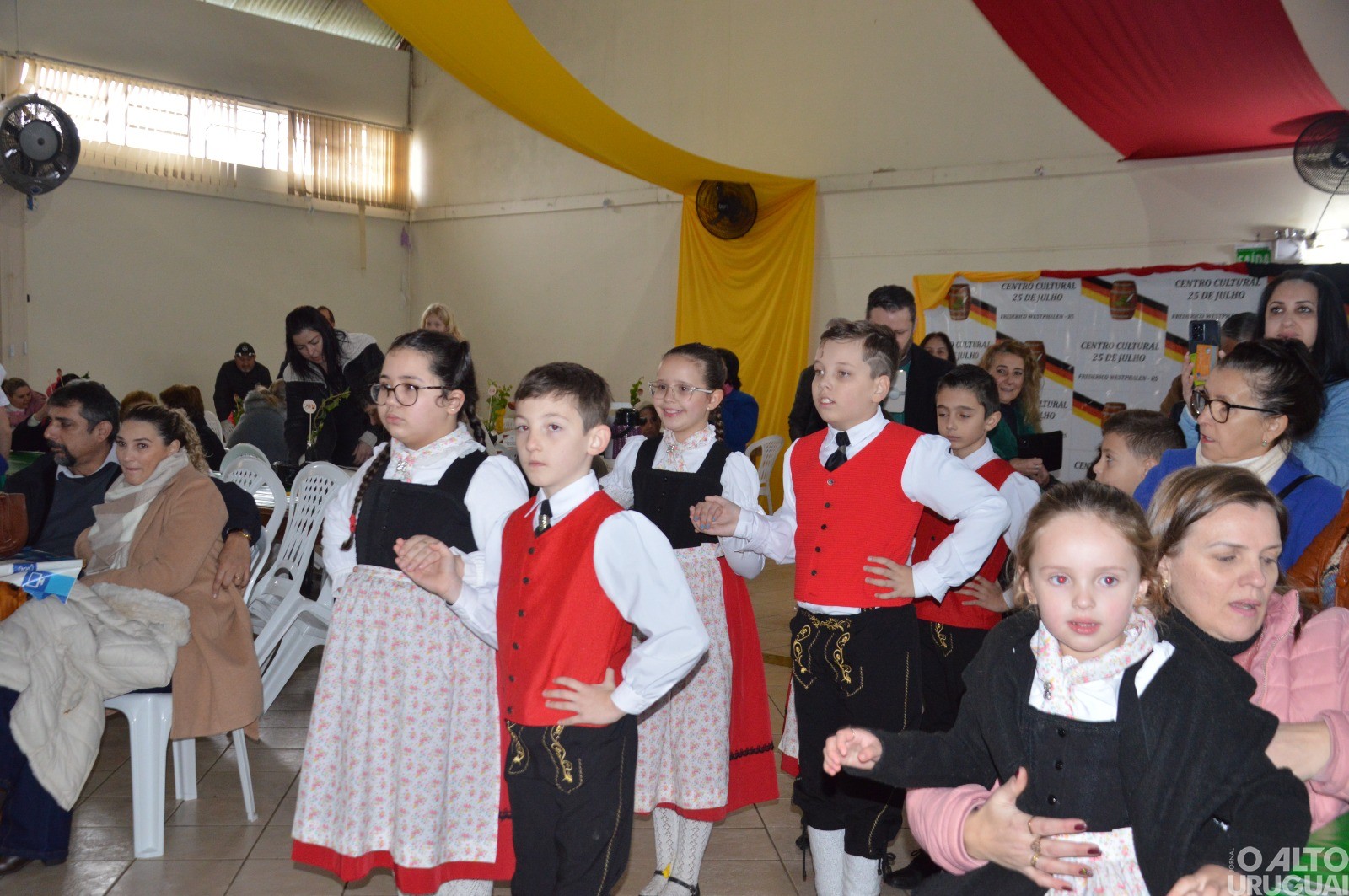 Mais de 500 pessoas participam da 33ª Julifest