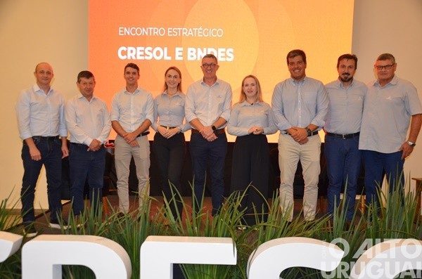 Mais de 300 empresários participam de encontro da Cresol com o BNDES em FW
