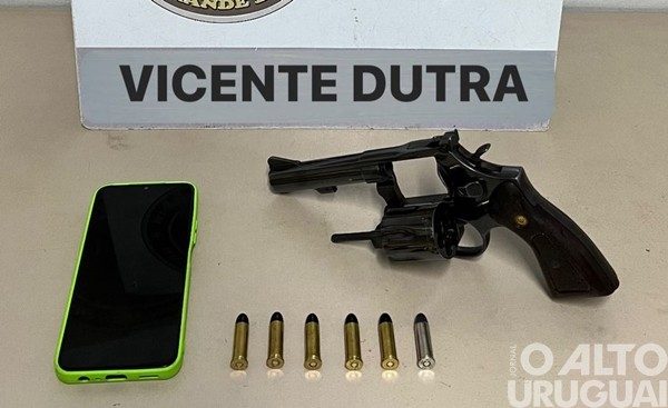 Homem é preso por porte ilegal de arma de fogo em Vicente Dutra