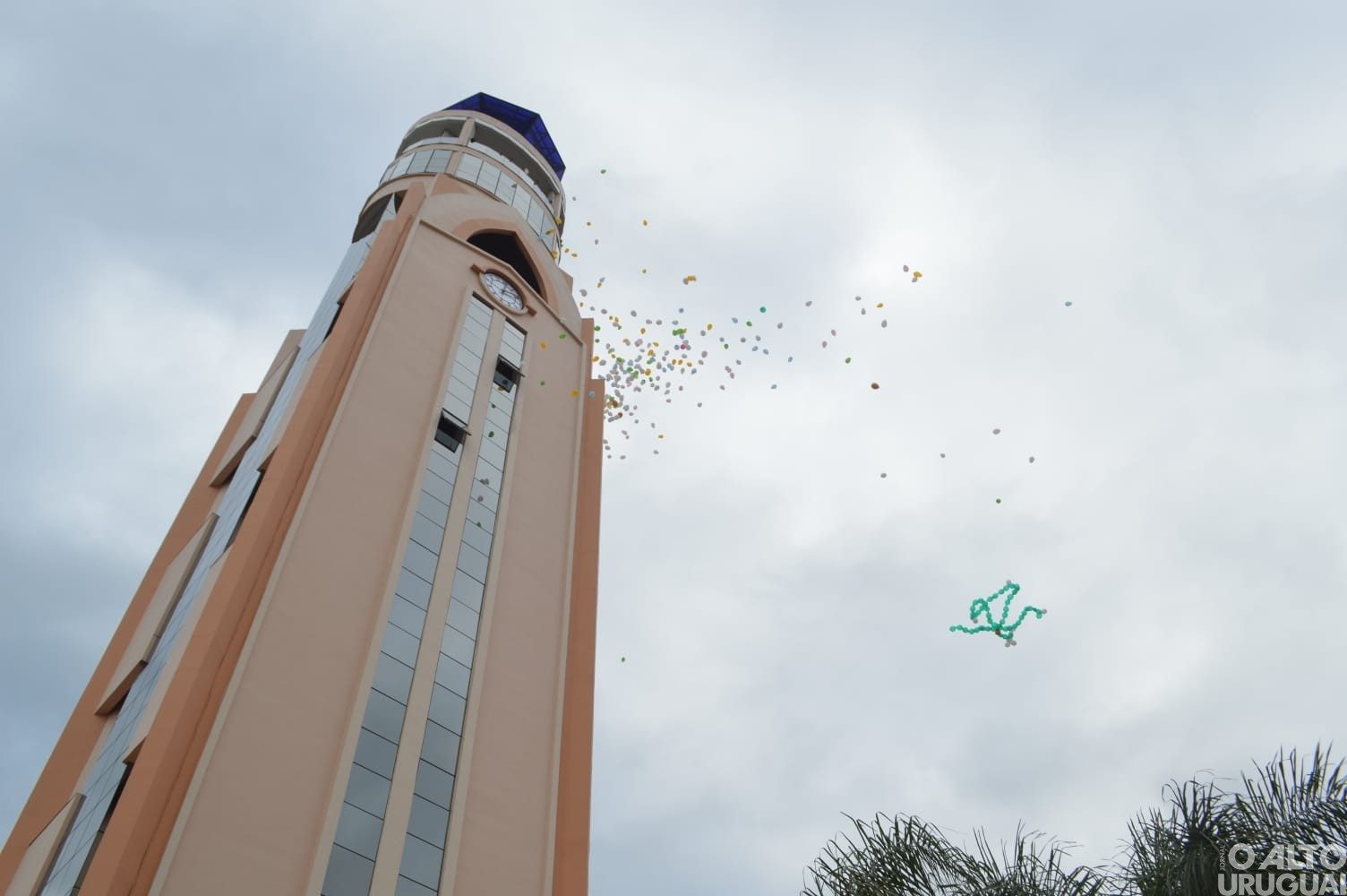 Torre com 70 metros é inaugurada em Ametista do Sul