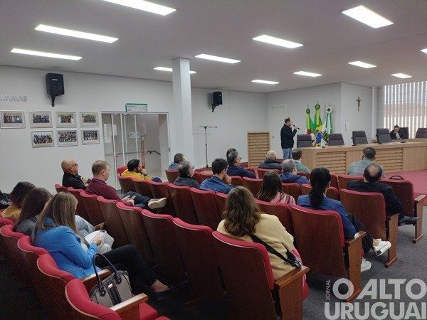 Audiência pública amplia debate sobre Código de Edificações do município