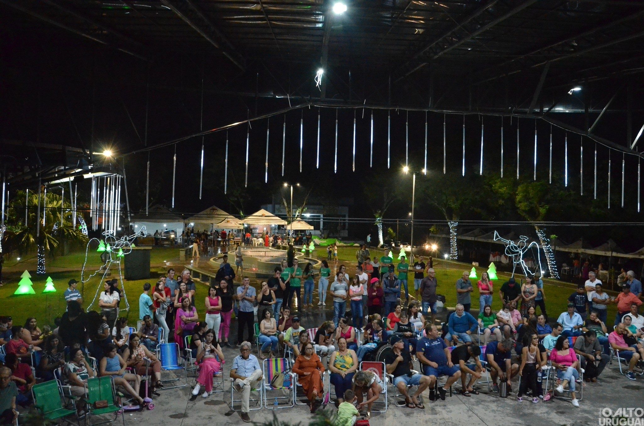 Caiçara realiza evento de Natal com inauguração da Praça Graulino Vernier