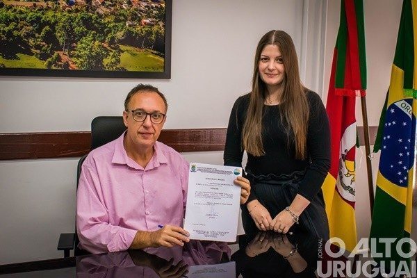 Ana Strapasson assume a assessoria jurídica da Câmara de Vereadores de Iraí