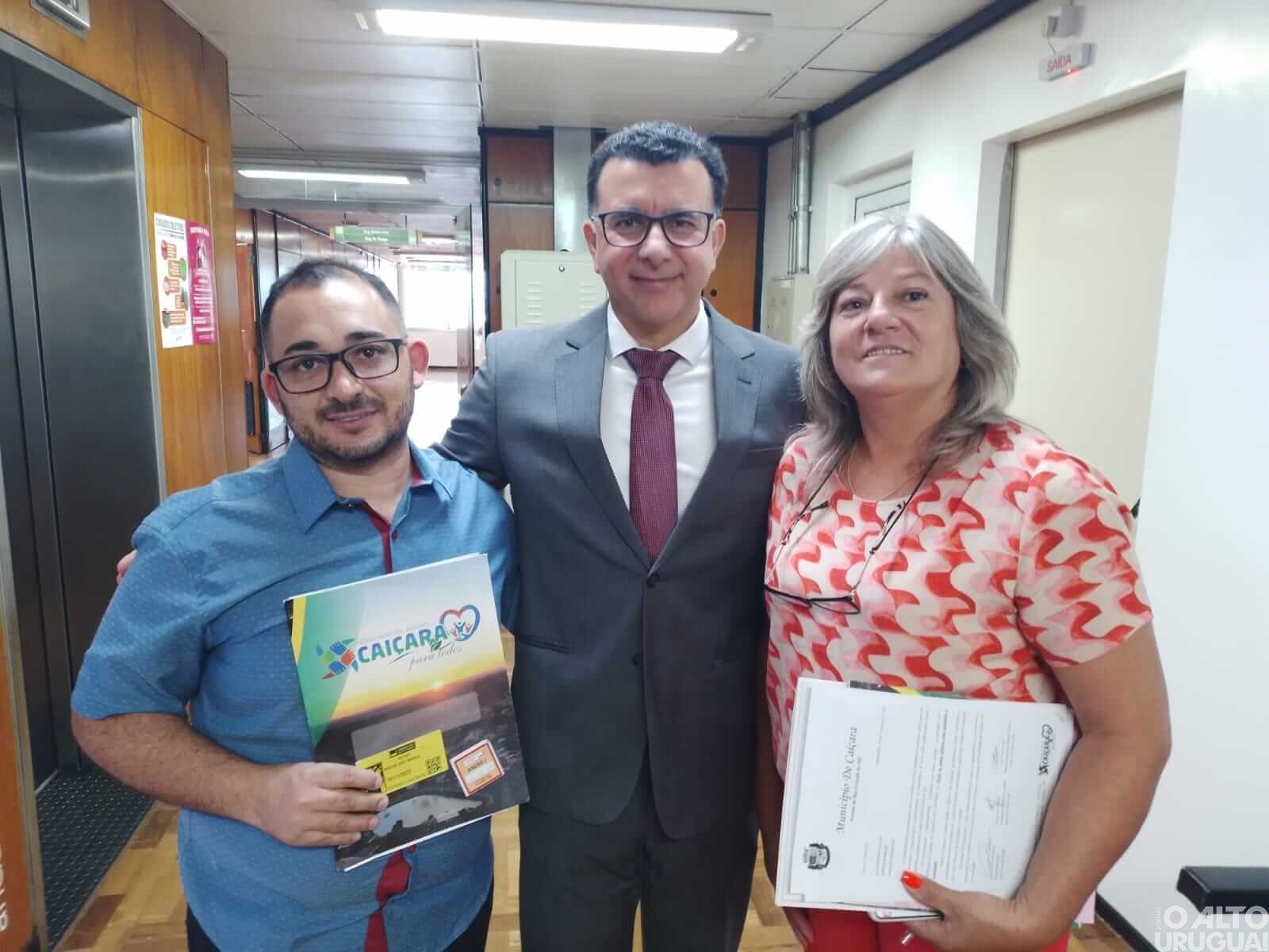 Prefeito de Caiçara e representantes do município buscam recursos em Porto Alegre