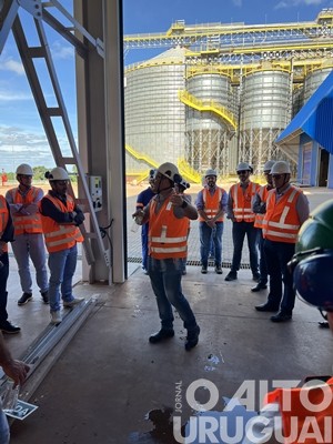 JBS apresenta a estrutura da fábrica de ração em Seberi