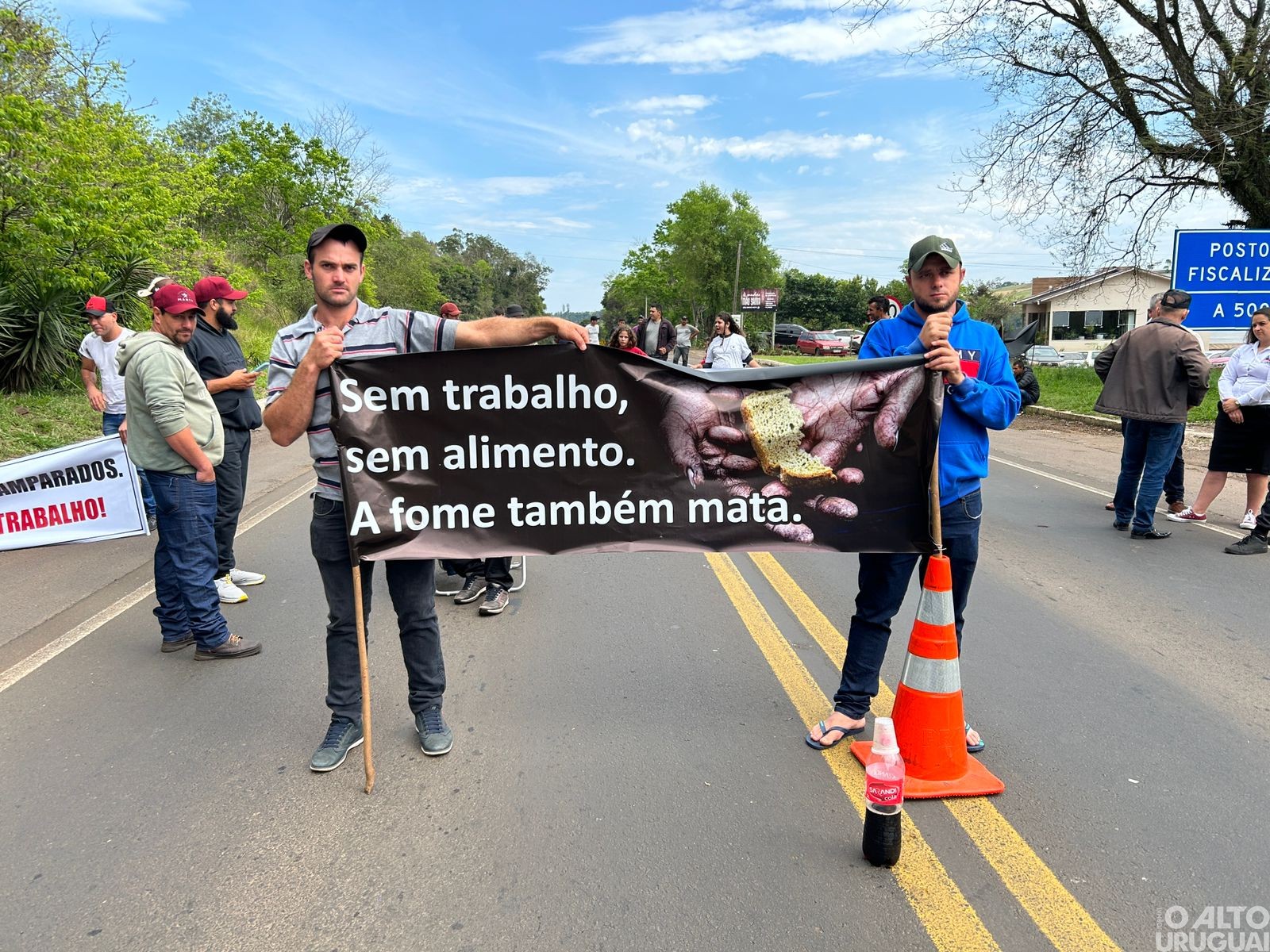 Garimpeiros realizam manifestação na BR-386 em prol da retomada das atividades