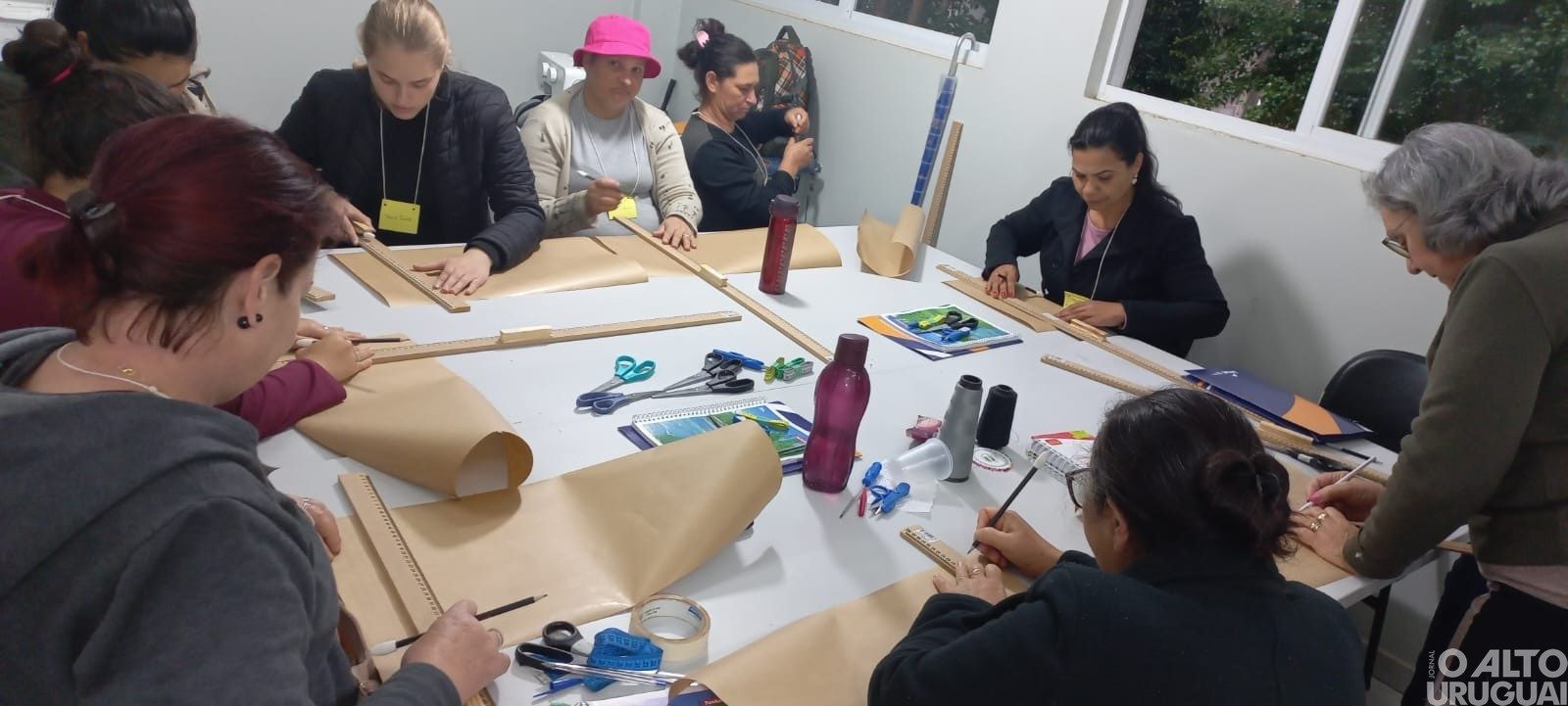 Cras de Cristal do Sul oferece curso de corte e costura em parceria com o Senai