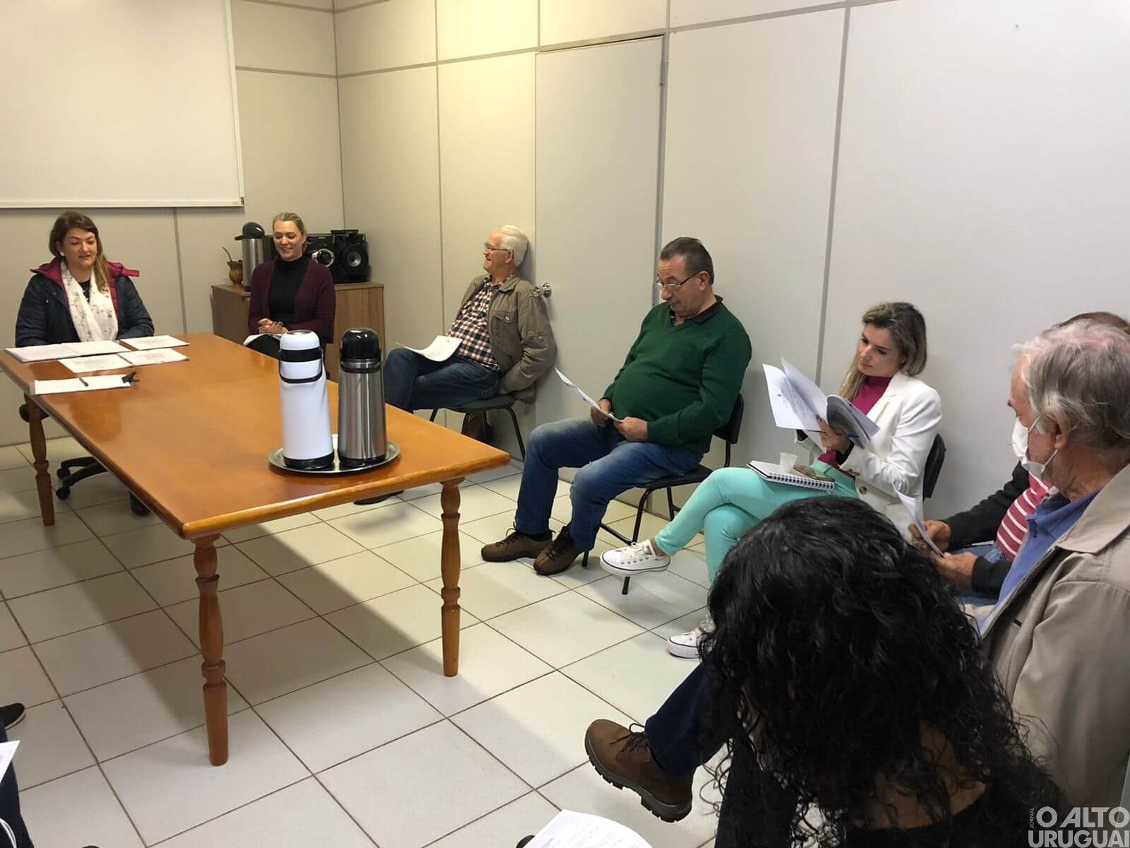 Conselho Municipal do Idoso realiza primeira reunião em FW