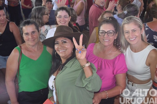 Encontro Intermunicipal das Mulheres em Caiçara é sucesso de público