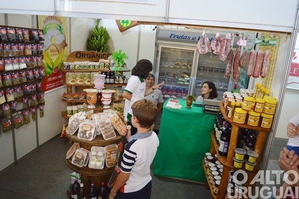 Ampliados espaços da agricultura familiar e do artesanato no parque da Expofred