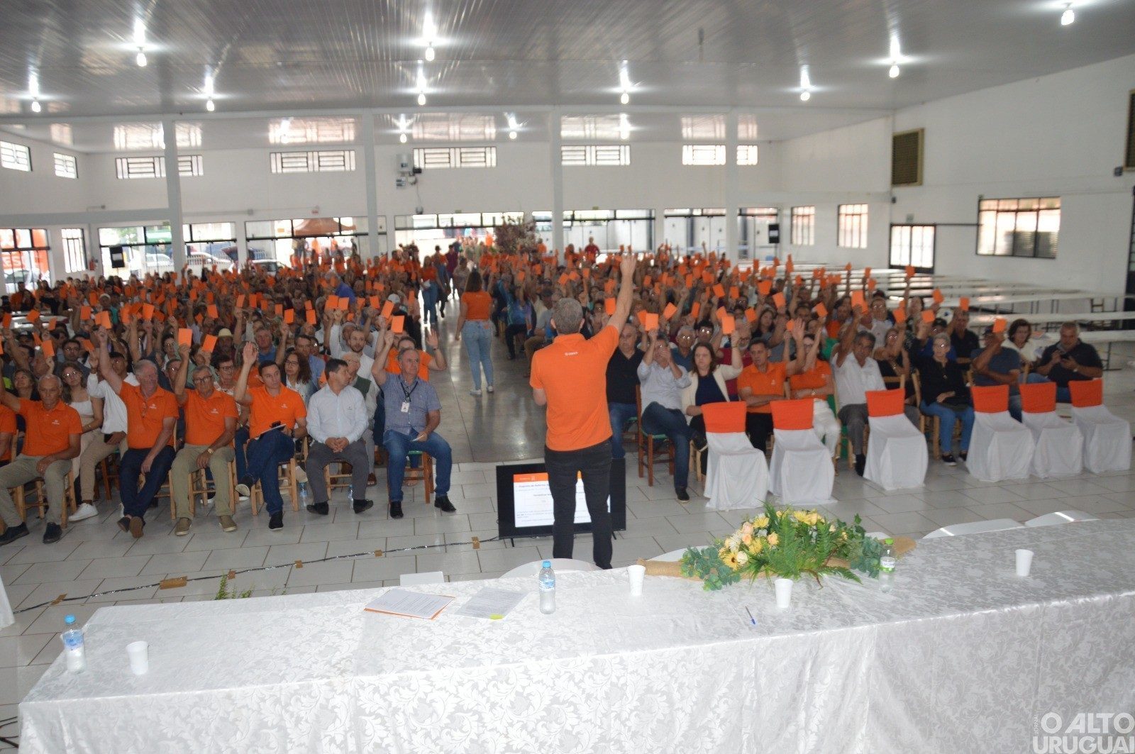 Planalto recebe a assembleia-geral da Cresol Raiz