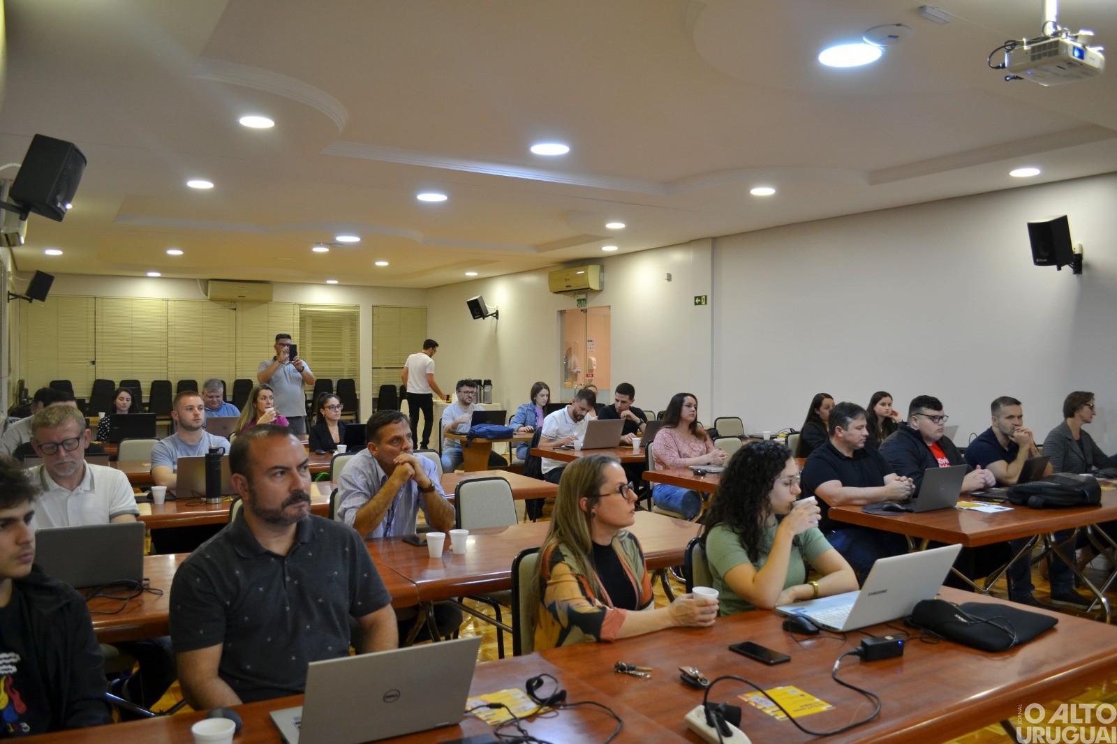 Núcleo de T.I da AEFW promove primeiro workshop sobre Inteligência Artificial