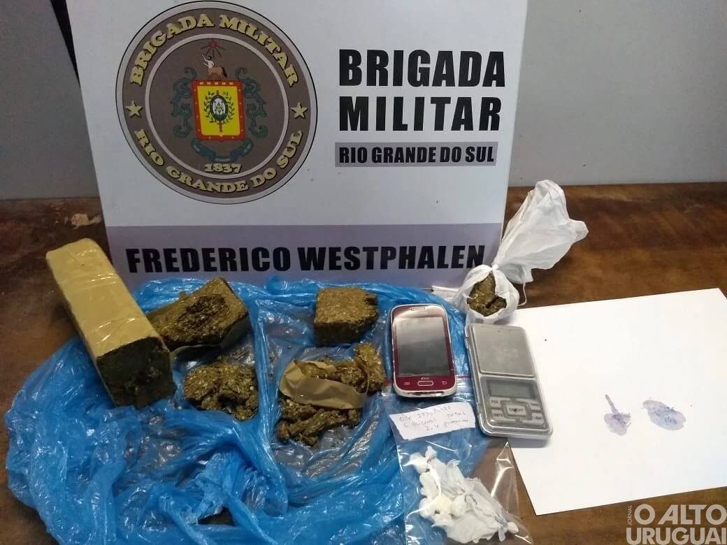 Dupla é presa por tráfico de drogas em FW