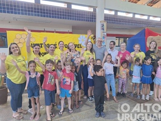 Mostras Pedagógicas do Programa "A União Faz a Vida" celebram protagonismo e cooperação