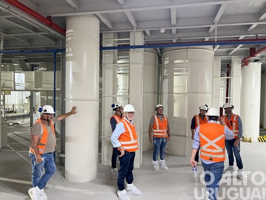 JBS apresenta a estrutura da fábrica de ração em Seberi