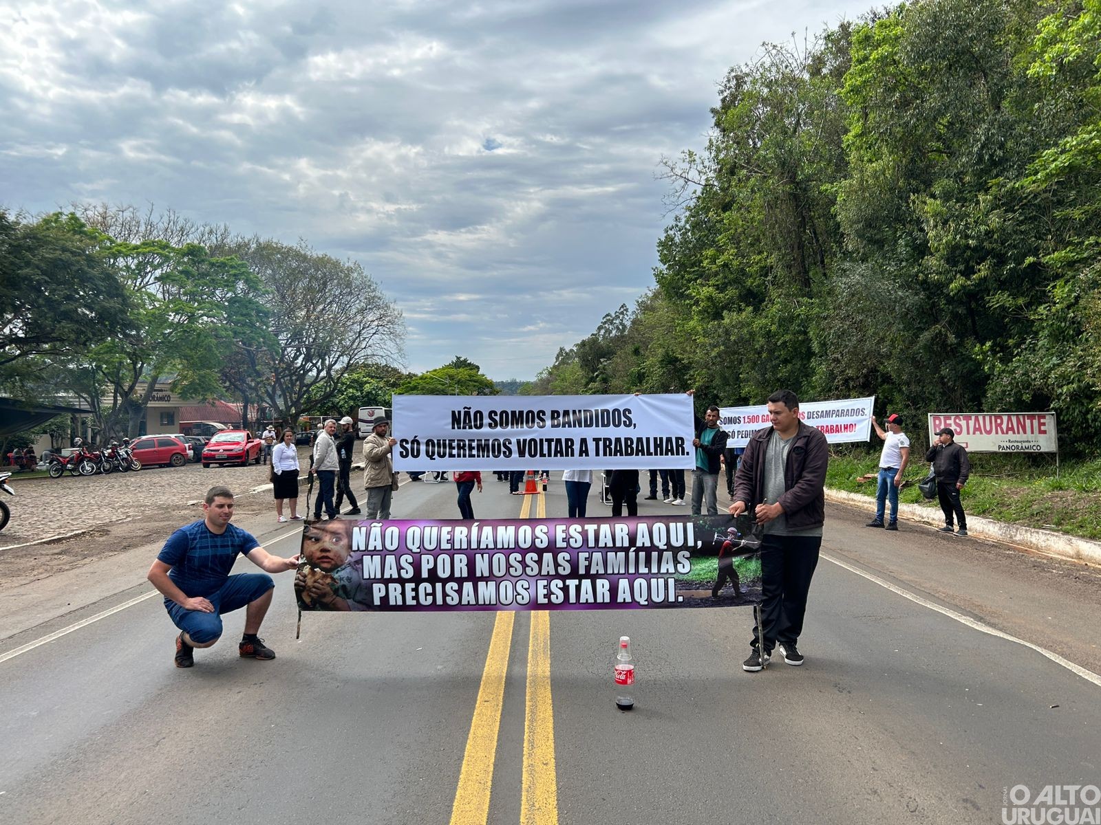Garimpeiros realizam manifestação na BR-386 em prol da retomada das atividades
