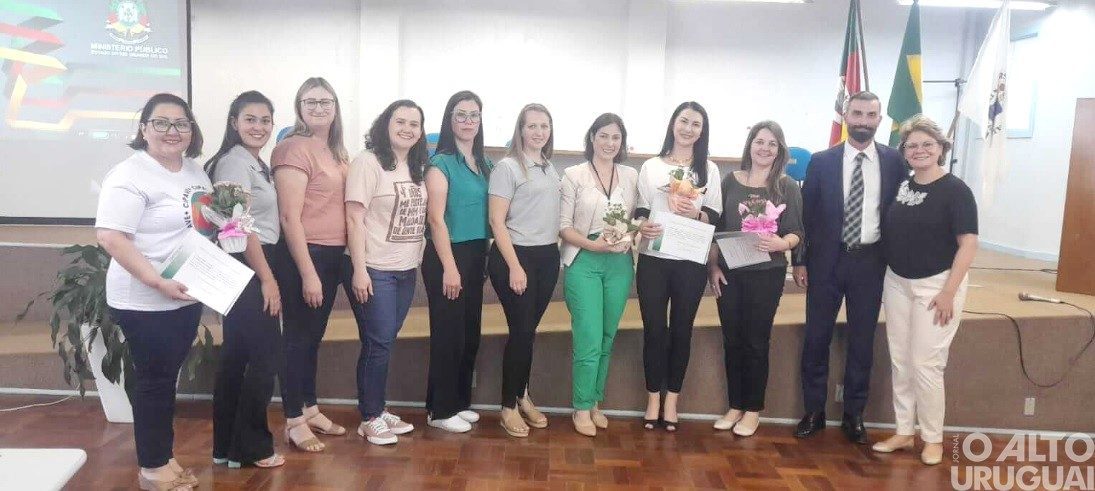 Educadores de Novo Tiradentes participam de palestra sobre saúde mental nas escolas