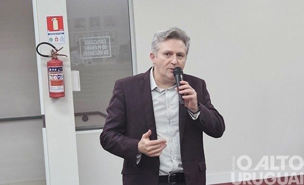 AEFW defende soluções para o estacionamento rotativo