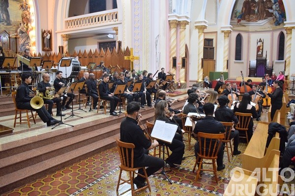 Concurso literário e programação musical marcam o aniversário da UFSM/FW
