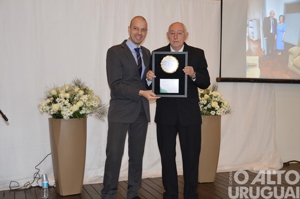 Câmara de Vereadores de Seberi homenageia pioneiros