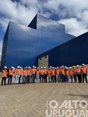 JBS apresenta a estrutura da fábrica de ração em Seberi