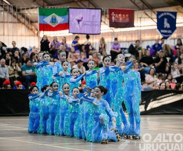 Clube Magia da Patinação faz espetáculo neste sábado