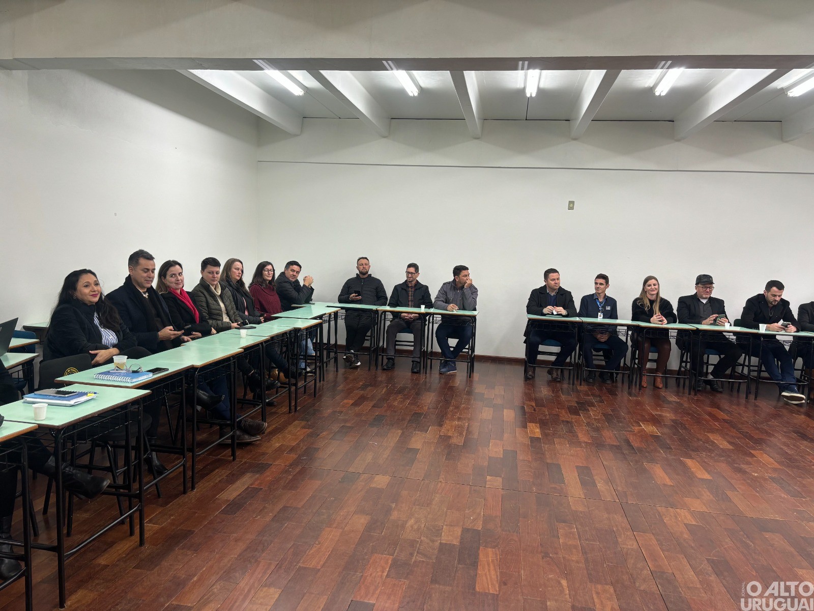 Temas de relevância para a região são discutidos em reunião da Amzop